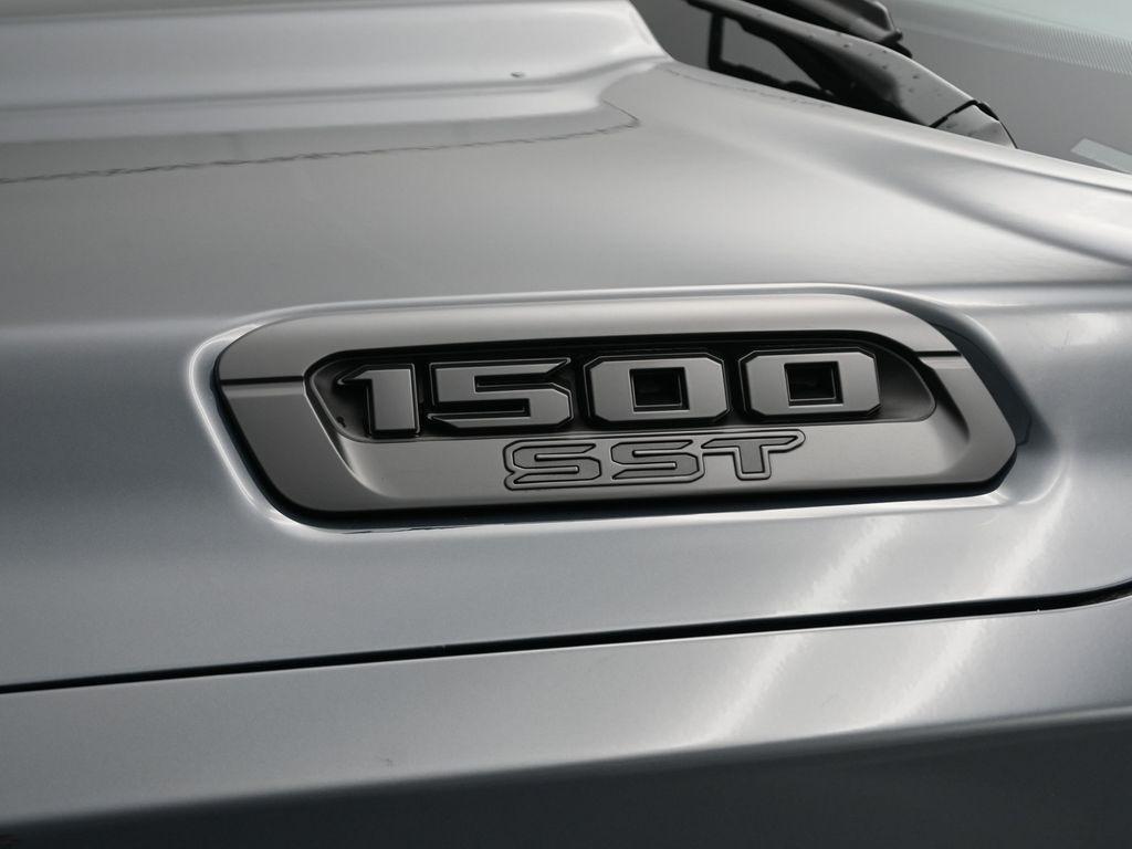 new 2025 Ram 1500 car, priced at $53,095