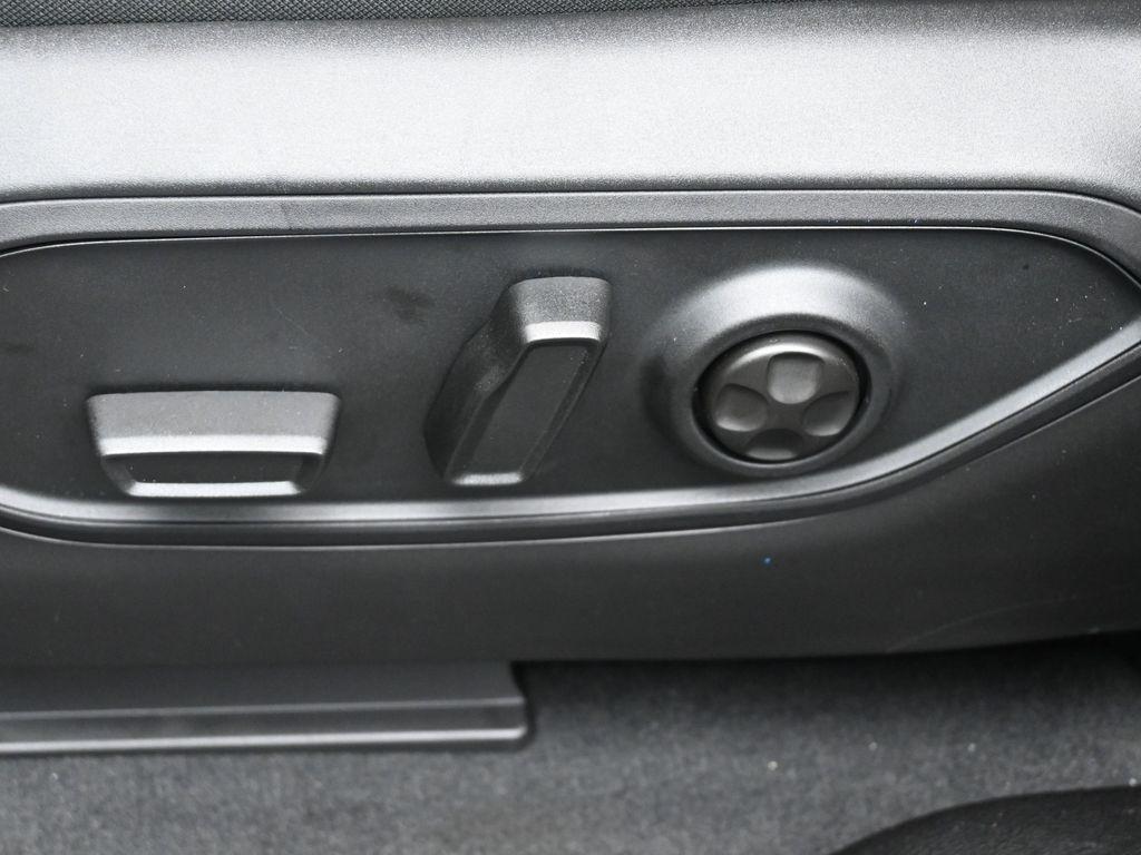 new 2025 Jeep Grand Cherokee L car, priced at $42,874