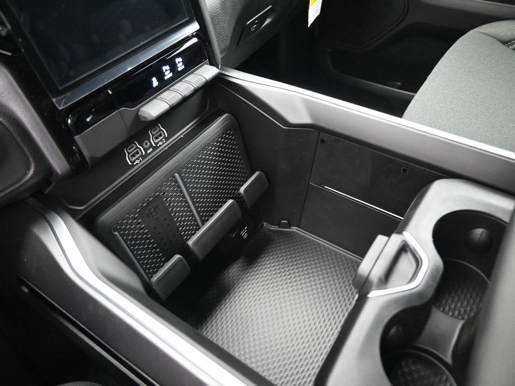 new 2025 Ram 1500 car, priced at $44,724