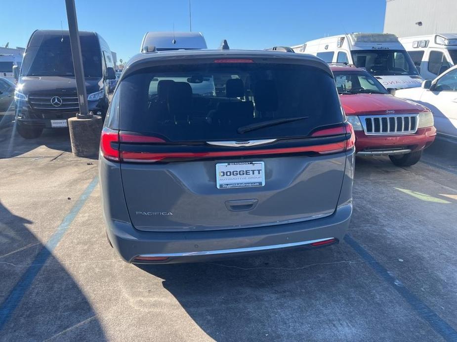 used 2022 Chrysler Pacifica car, priced at $21,674