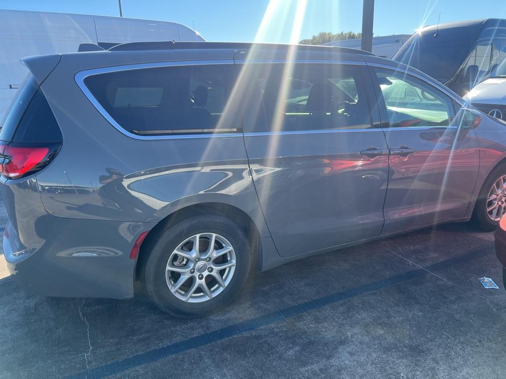 used 2022 Chrysler Pacifica car, priced at $21,674