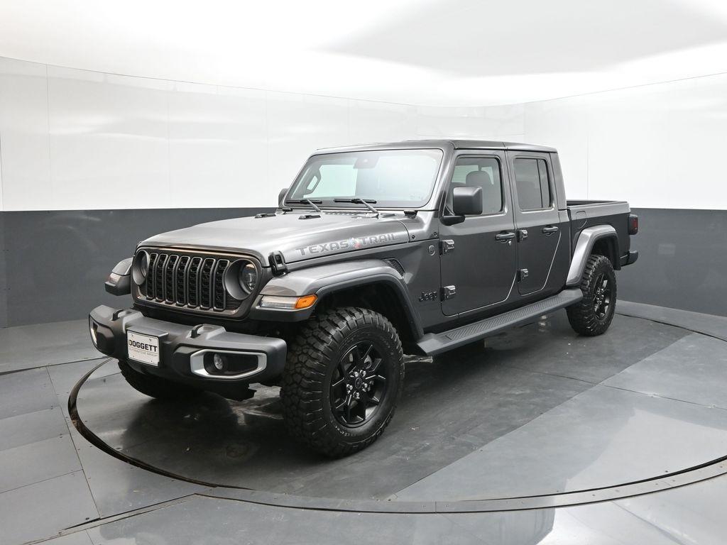 new 2025 Jeep Gladiator car, priced at $45,163