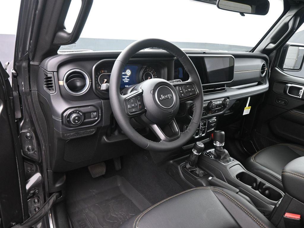 new 2025 Jeep Gladiator car, priced at $45,163
