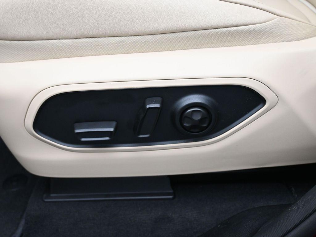 new 2025 Jeep Grand Cherokee L car, priced at $47,705