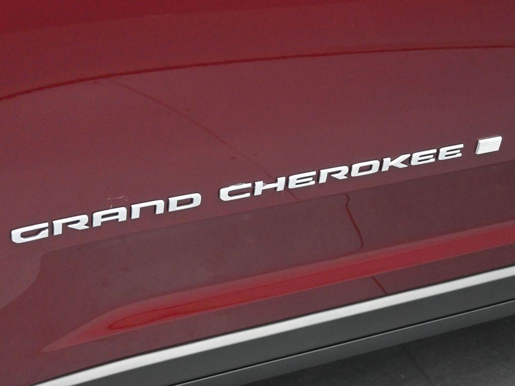 new 2025 Jeep Grand Cherokee L car, priced at $47,705