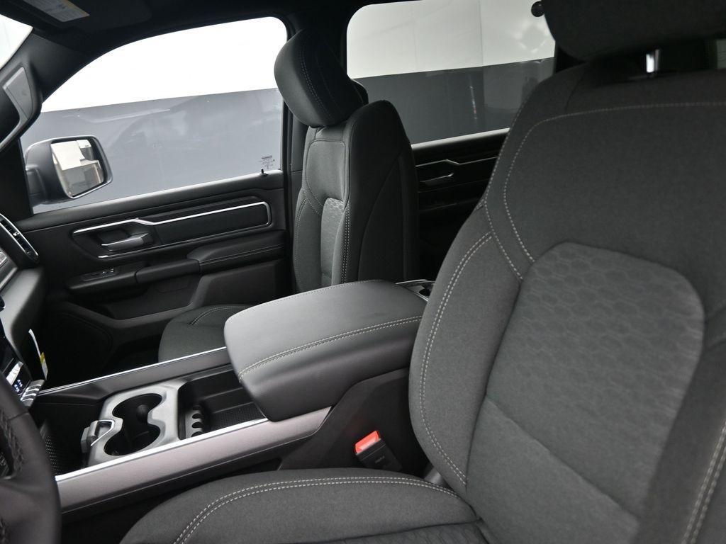 new 2025 Ram 1500 car, priced at $53,913