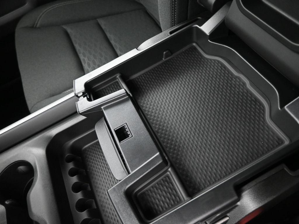 new 2025 Ram 1500 car, priced at $53,913