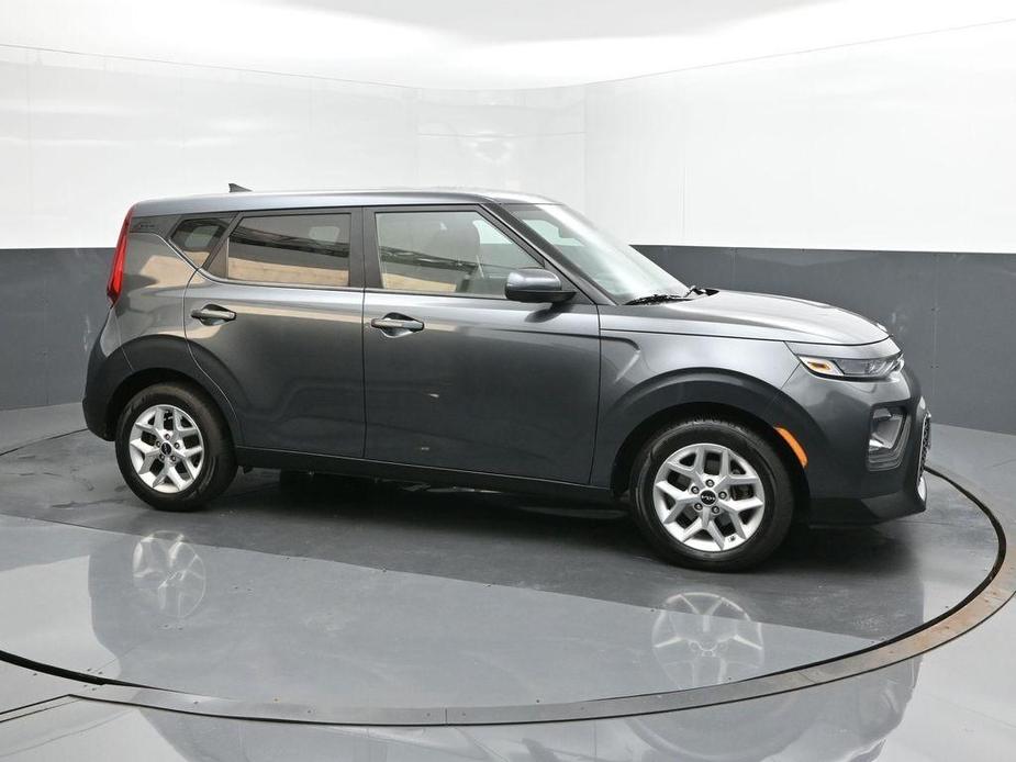 used 2022 Kia Soul car, priced at $16,497