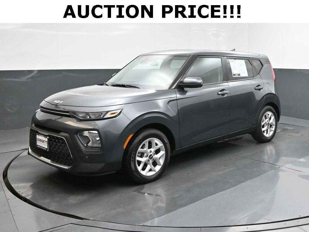 used 2022 Kia Soul car, priced at $15,797