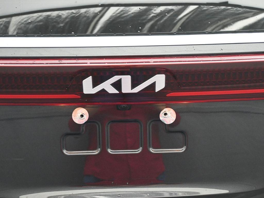 used 2022 Kia Carnival car, priced at $27,405