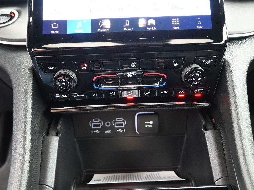 new 2025 Jeep Grand Cherokee L car, priced at $44,506