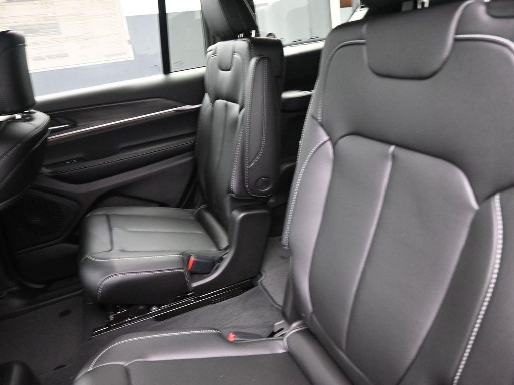 new 2025 Jeep Grand Cherokee L car, priced at $44,506