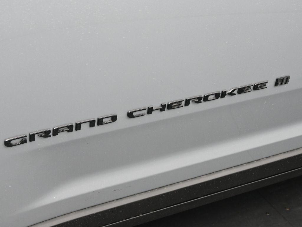 new 2025 Jeep Grand Cherokee L car, priced at $44,812