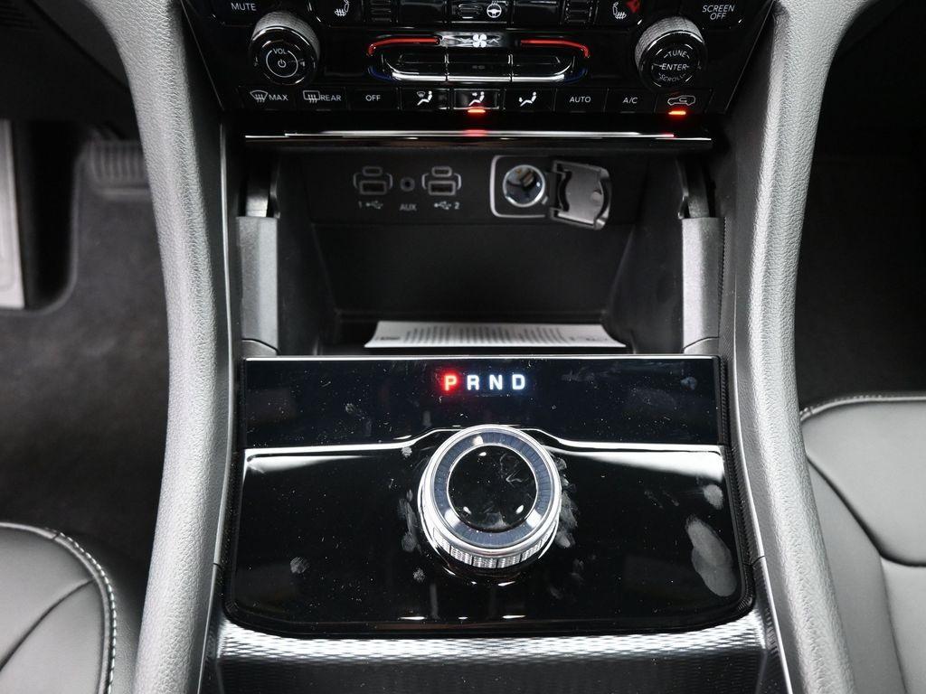 new 2025 Jeep Grand Cherokee L car, priced at $44,812