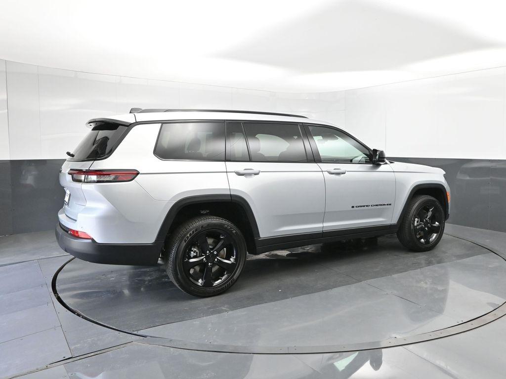 new 2025 Jeep Grand Cherokee L car, priced at $42,854