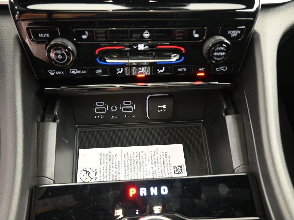 new 2025 Jeep Grand Cherokee L car, priced at $42,854