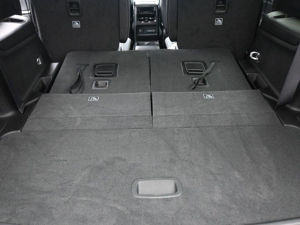 new 2025 Jeep Grand Cherokee L car, priced at $43,854
