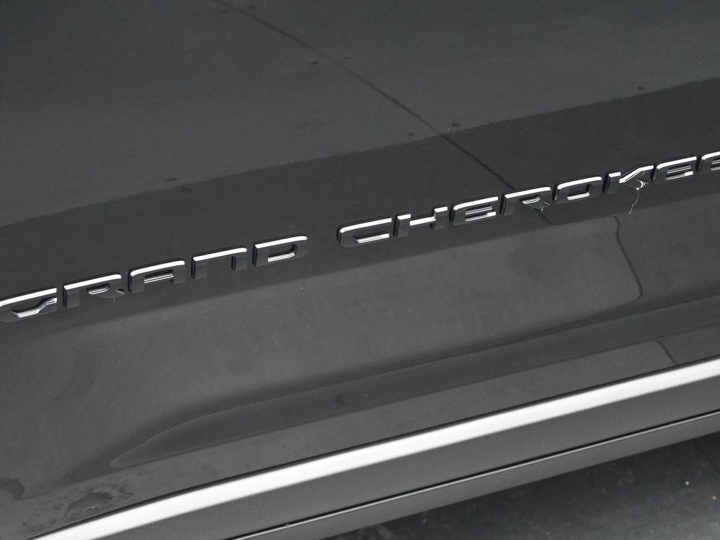 new 2025 Jeep Grand Cherokee L car, priced at $43,854