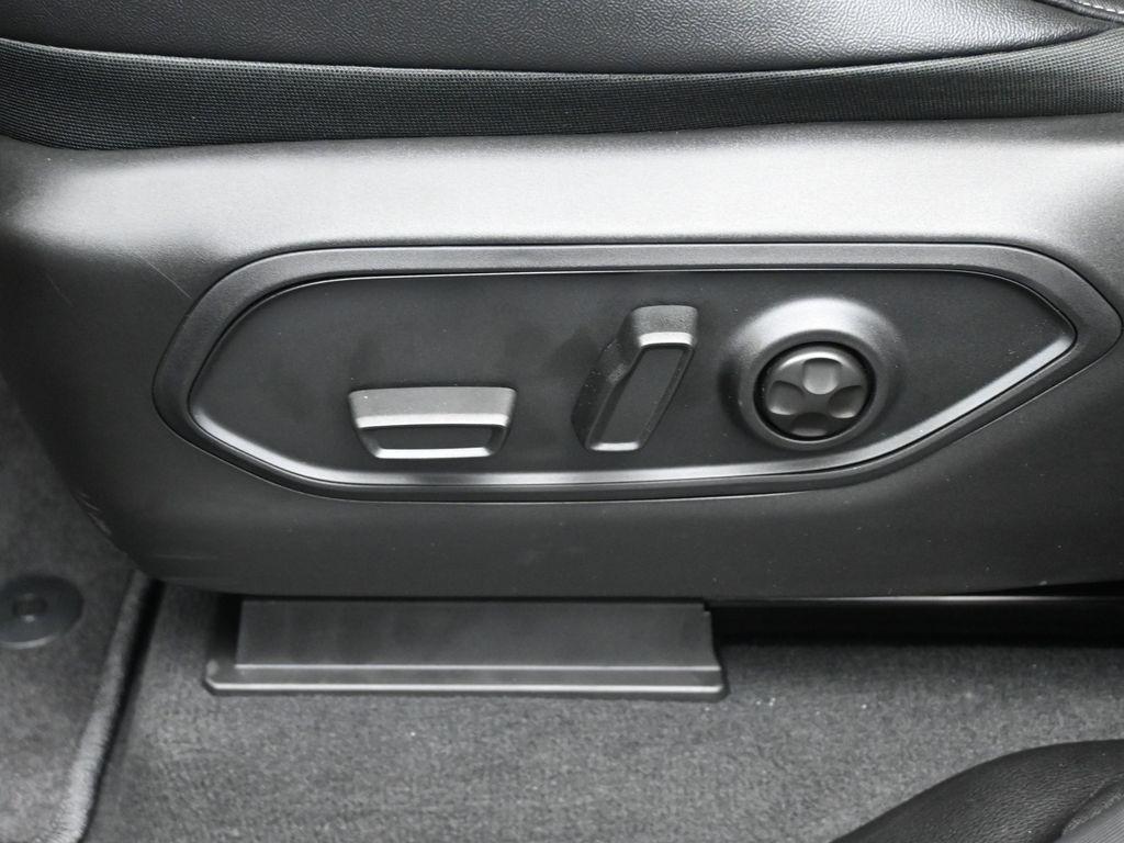 new 2025 Jeep Grand Cherokee L car, priced at $44,430