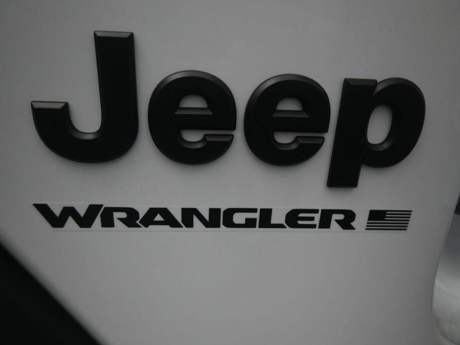 new 2024 Jeep Wrangler car, priced at $34,423