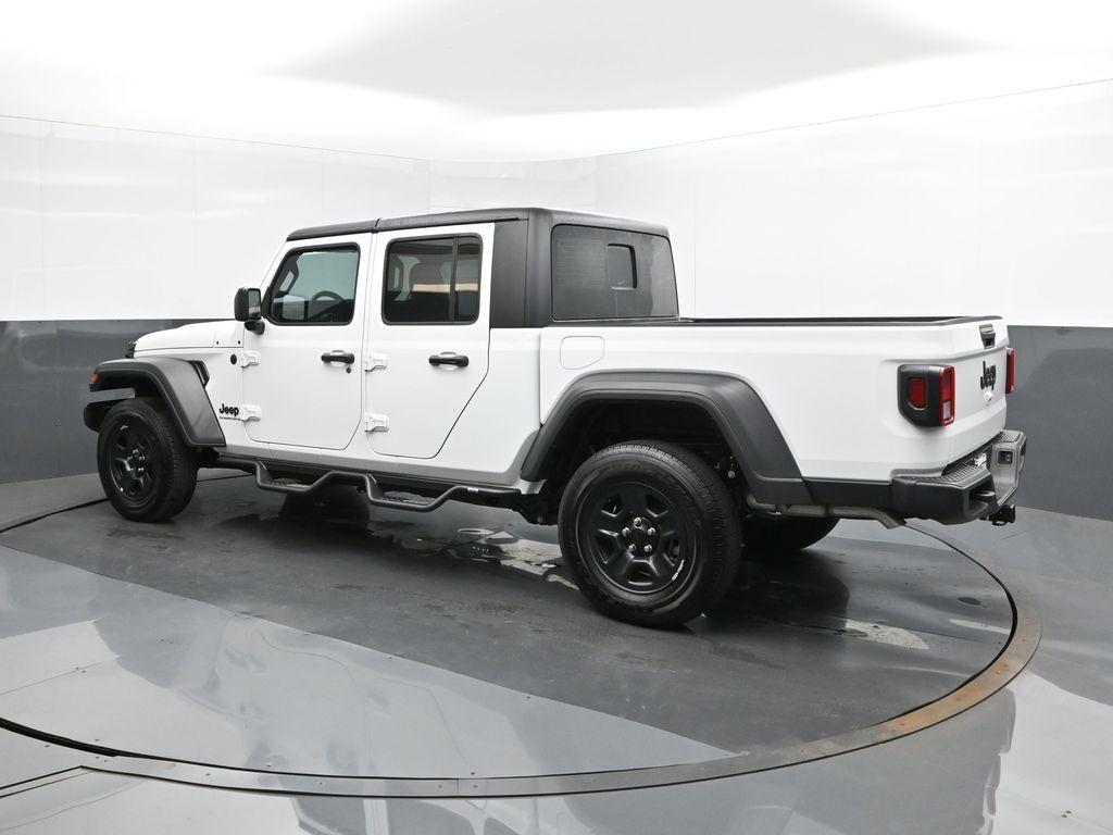 used 2024 Jeep Gladiator car, priced at $38,597