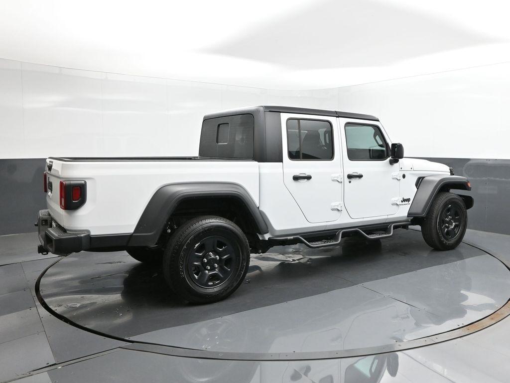 used 2024 Jeep Gladiator car, priced at $38,597