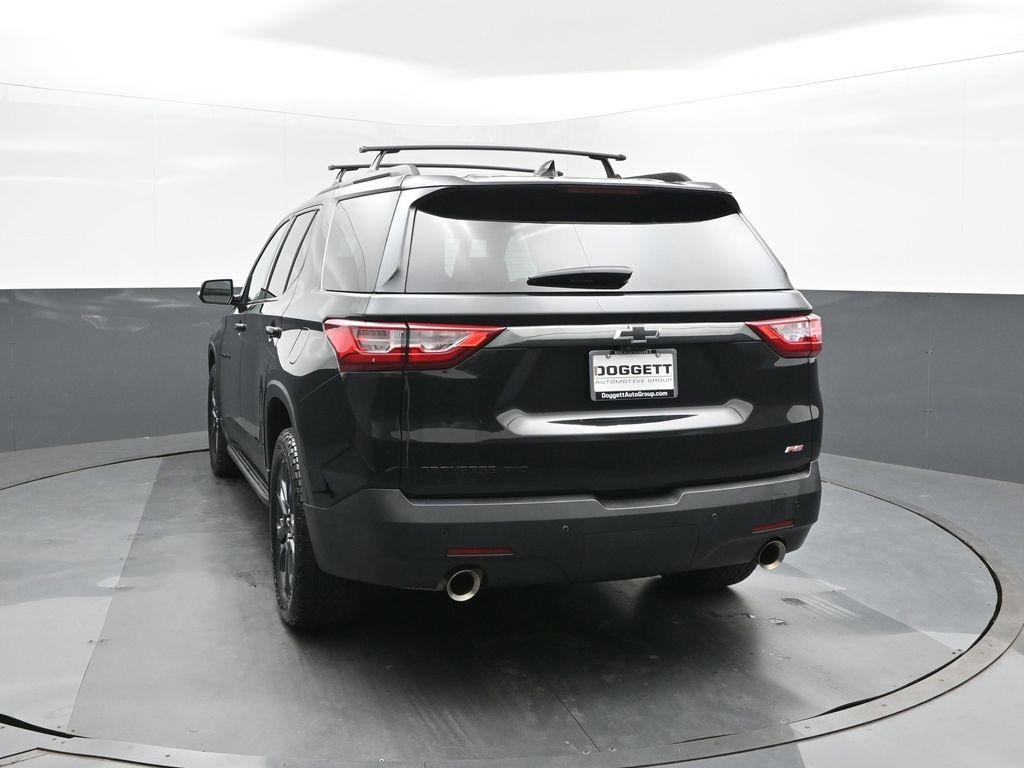 used 2021 Chevrolet Traverse car, priced at $32,499