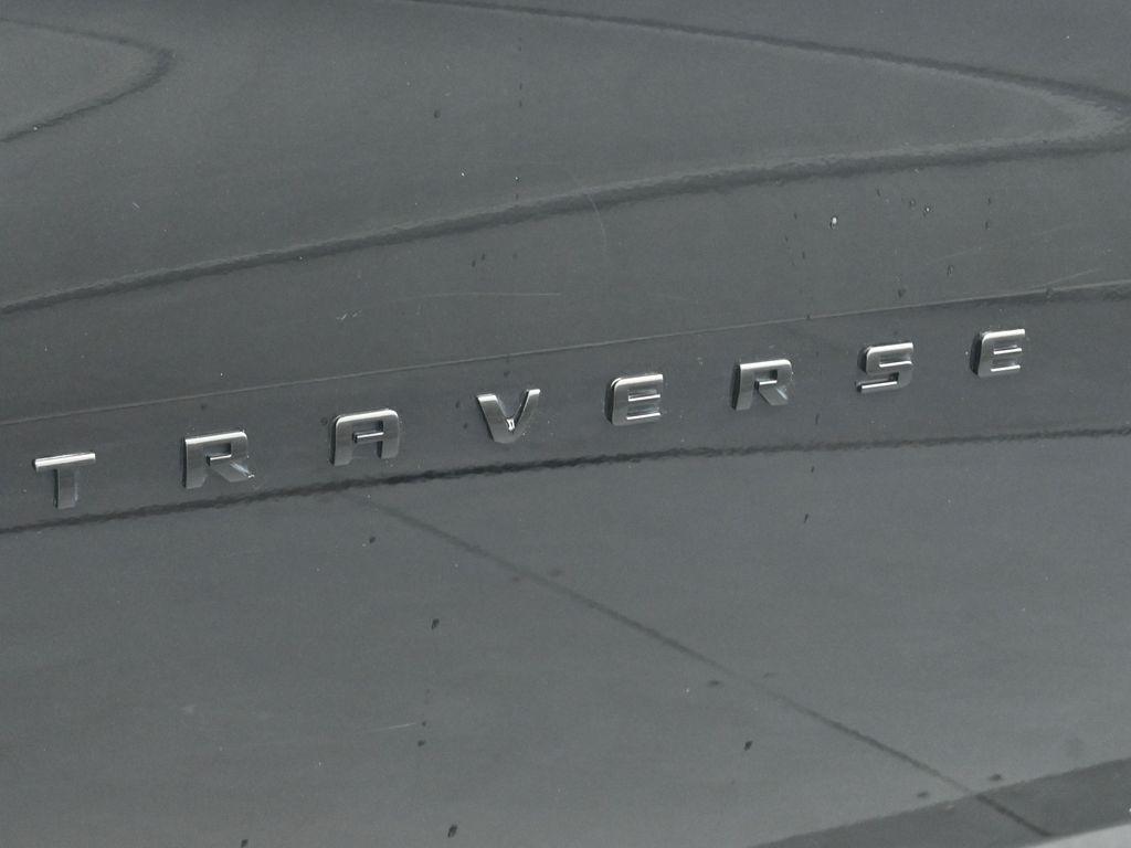 used 2021 Chevrolet Traverse car, priced at $32,499