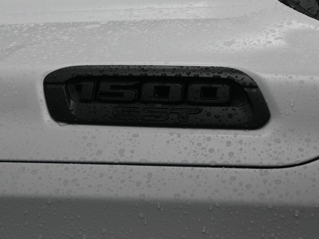 new 2025 Ram 1500 car, priced at $53,722