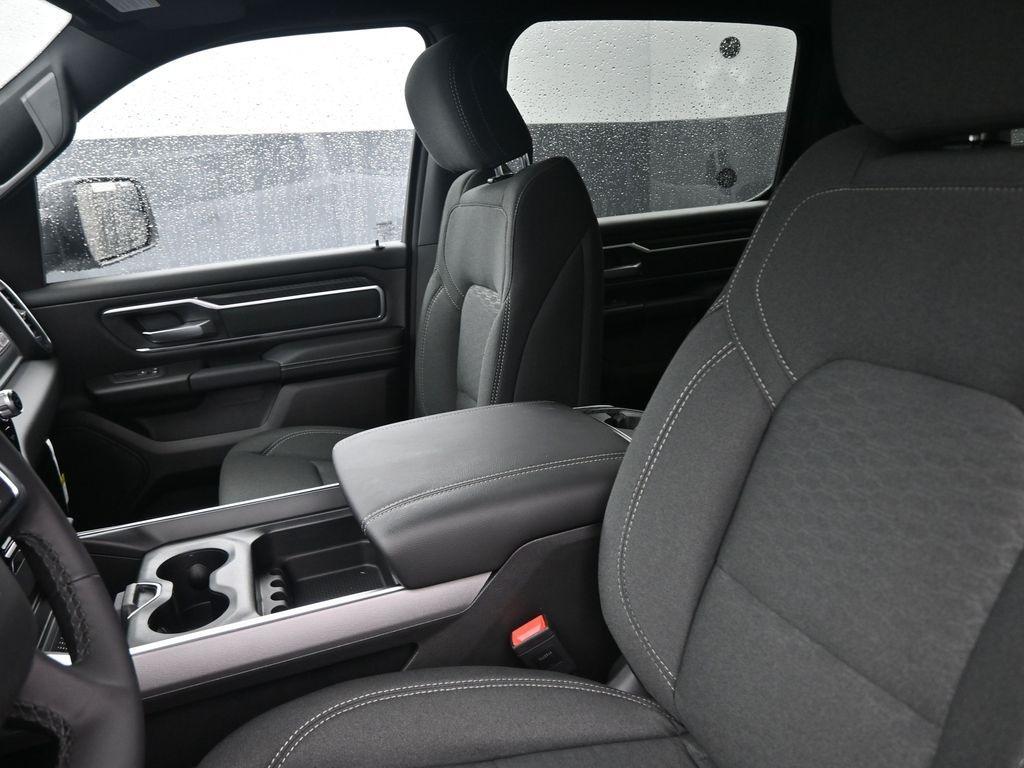 new 2025 Ram 1500 car, priced at $53,722