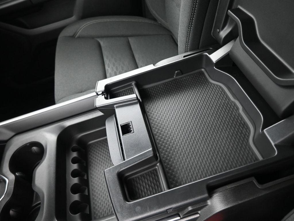 new 2025 Ram 1500 car, priced at $53,722