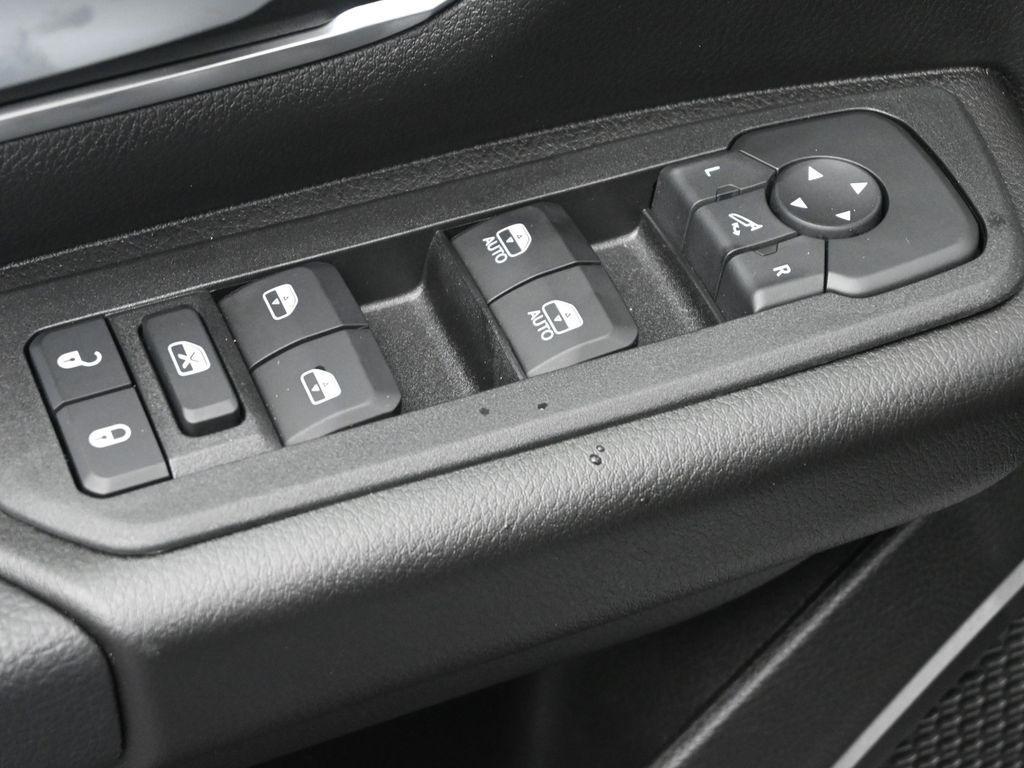new 2025 Ram 1500 car, priced at $53,722
