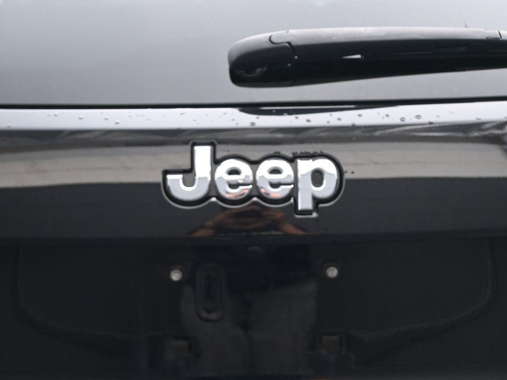 used 2022 Jeep Grand Cherokee WK car, priced at $24,730