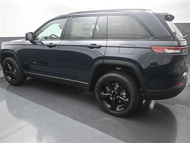 new 2024 Jeep Grand Cherokee car, priced at $45,280