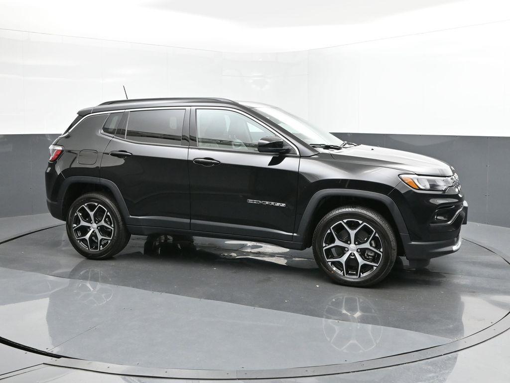 new 2024 Jeep Compass car, priced at $28,185