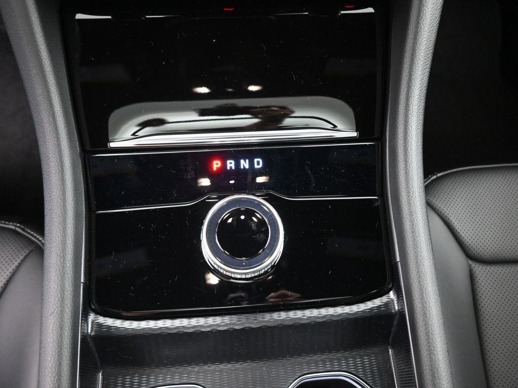 new 2025 Jeep Grand Cherokee L car, priced at $49,304