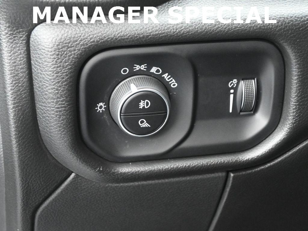 new 2025 Ram 2500 car, priced at $54,361