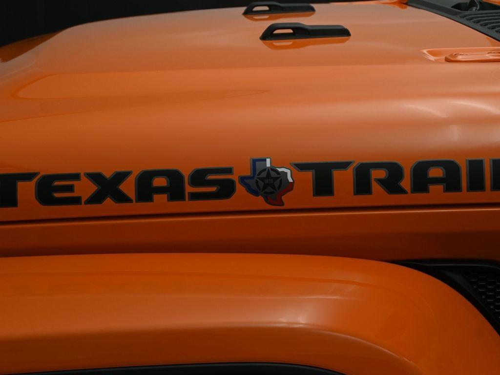 new 2025 Jeep Gladiator car, priced at $49,260
