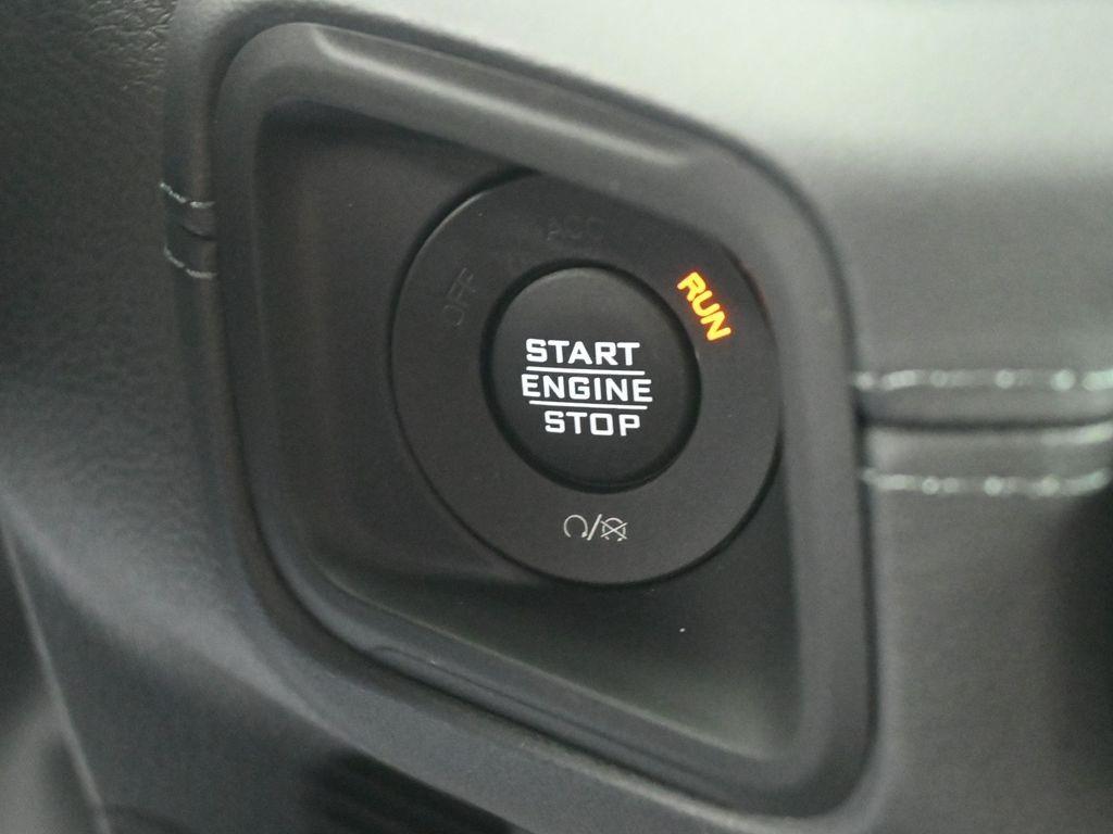 new 2025 Jeep Wrangler car, priced at $57,087