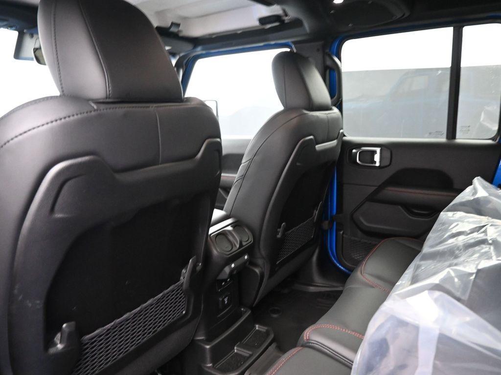 new 2025 Jeep Wrangler car, priced at $57,087