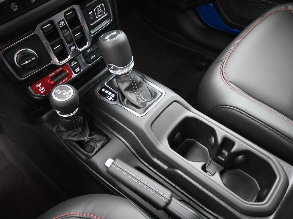 new 2025 Jeep Wrangler car, priced at $57,087