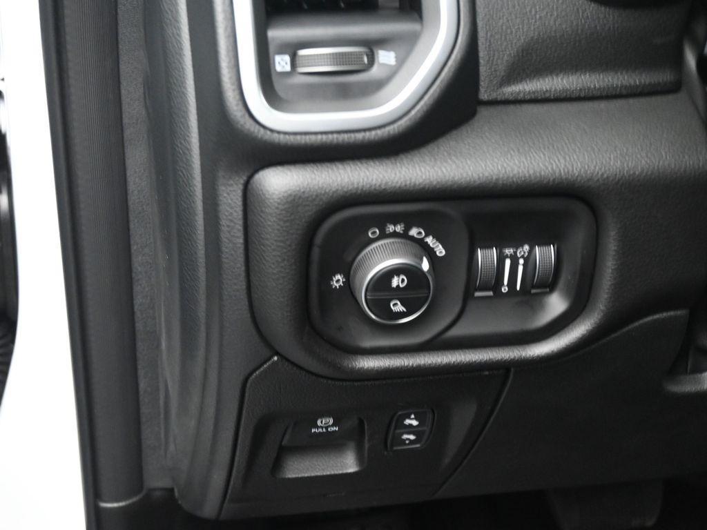 new 2025 Ram 1500 car, priced at $47,105