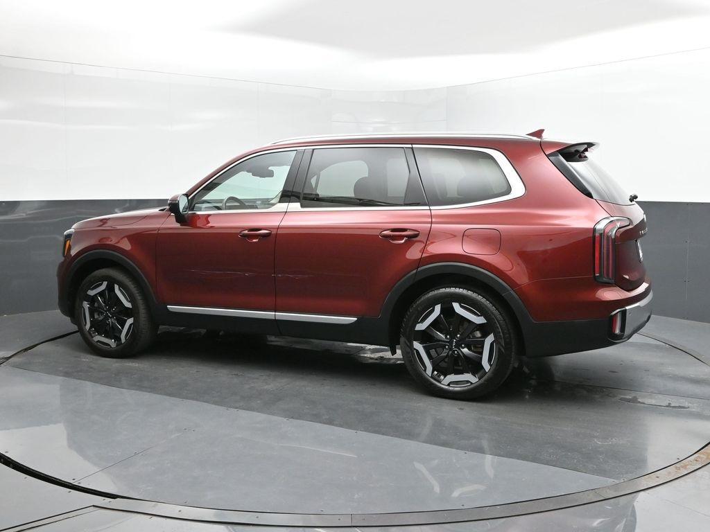 used 2023 Kia Telluride car, priced at $31,822