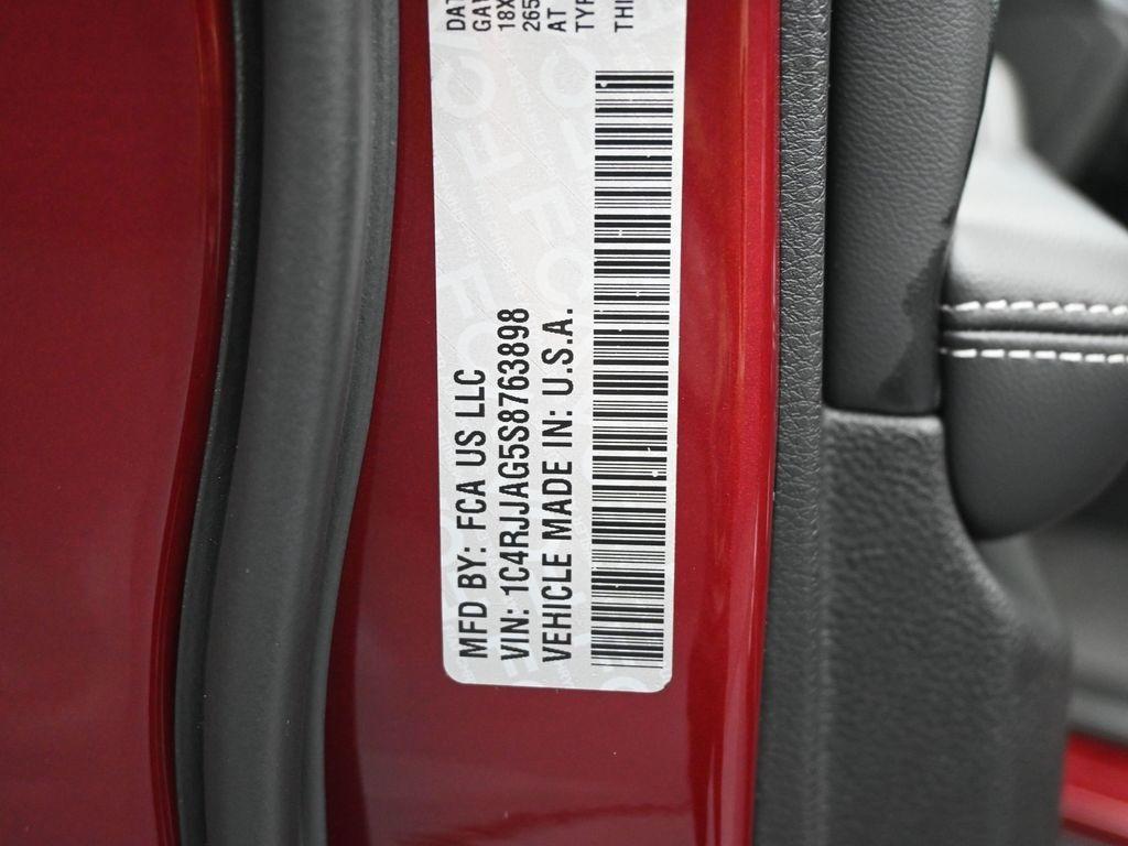 new 2025 Jeep Grand Cherokee L car, priced at $40,548