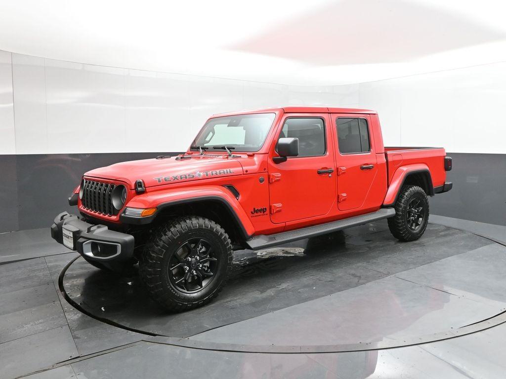 new 2025 Jeep Gladiator car, priced at $45,002