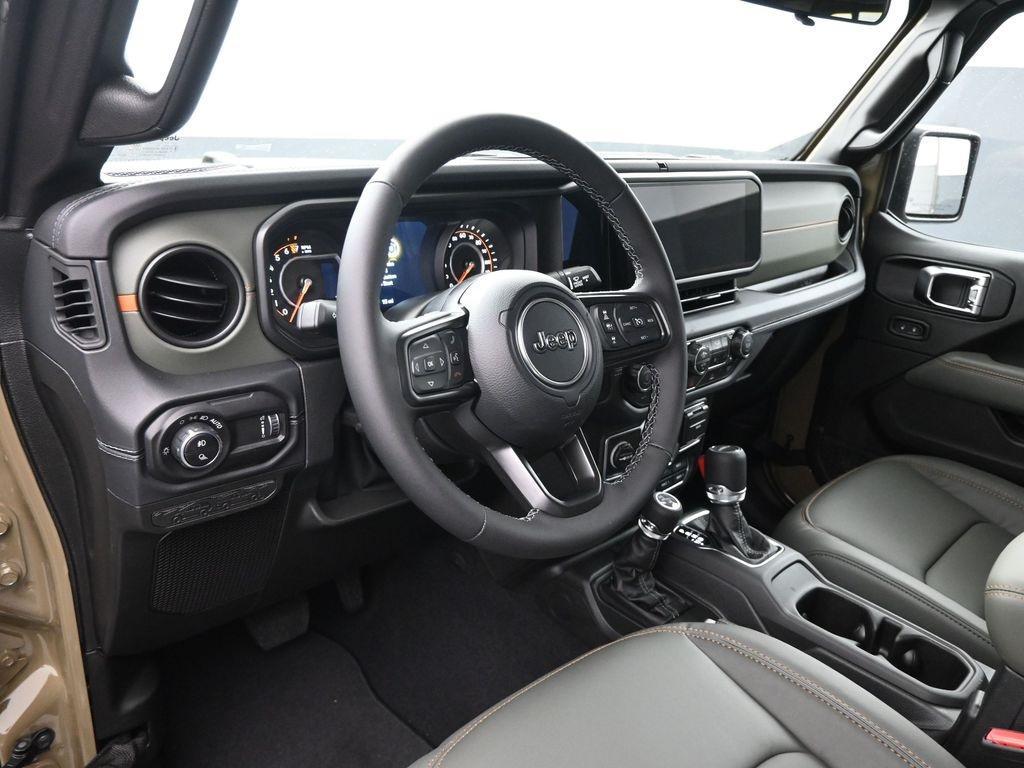 new 2025 Jeep Gladiator car, priced at $50,261