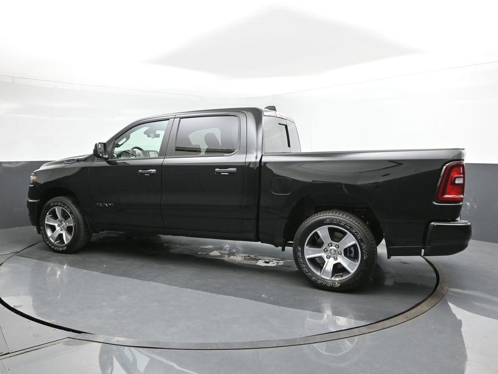 new 2025 Ram 1500 car, priced at $40,085