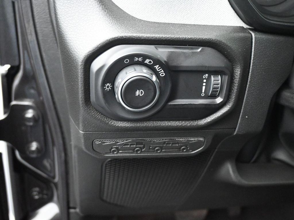 new 2025 Jeep Wrangler car, priced at $45,961