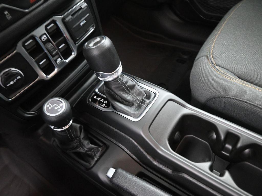 new 2025 Jeep Wrangler car, priced at $45,961