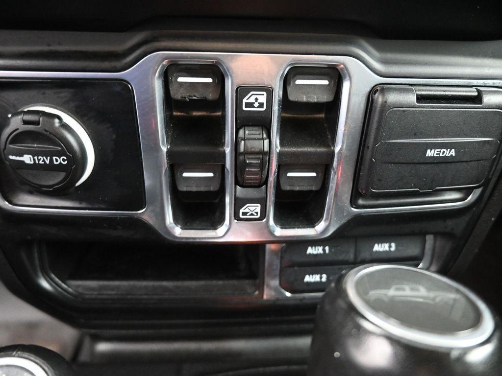 used 2023 Jeep Gladiator car, priced at $30,864